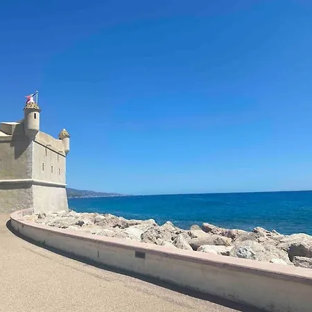 Le Palmero Centre Ville, Plage, Clime Apartment